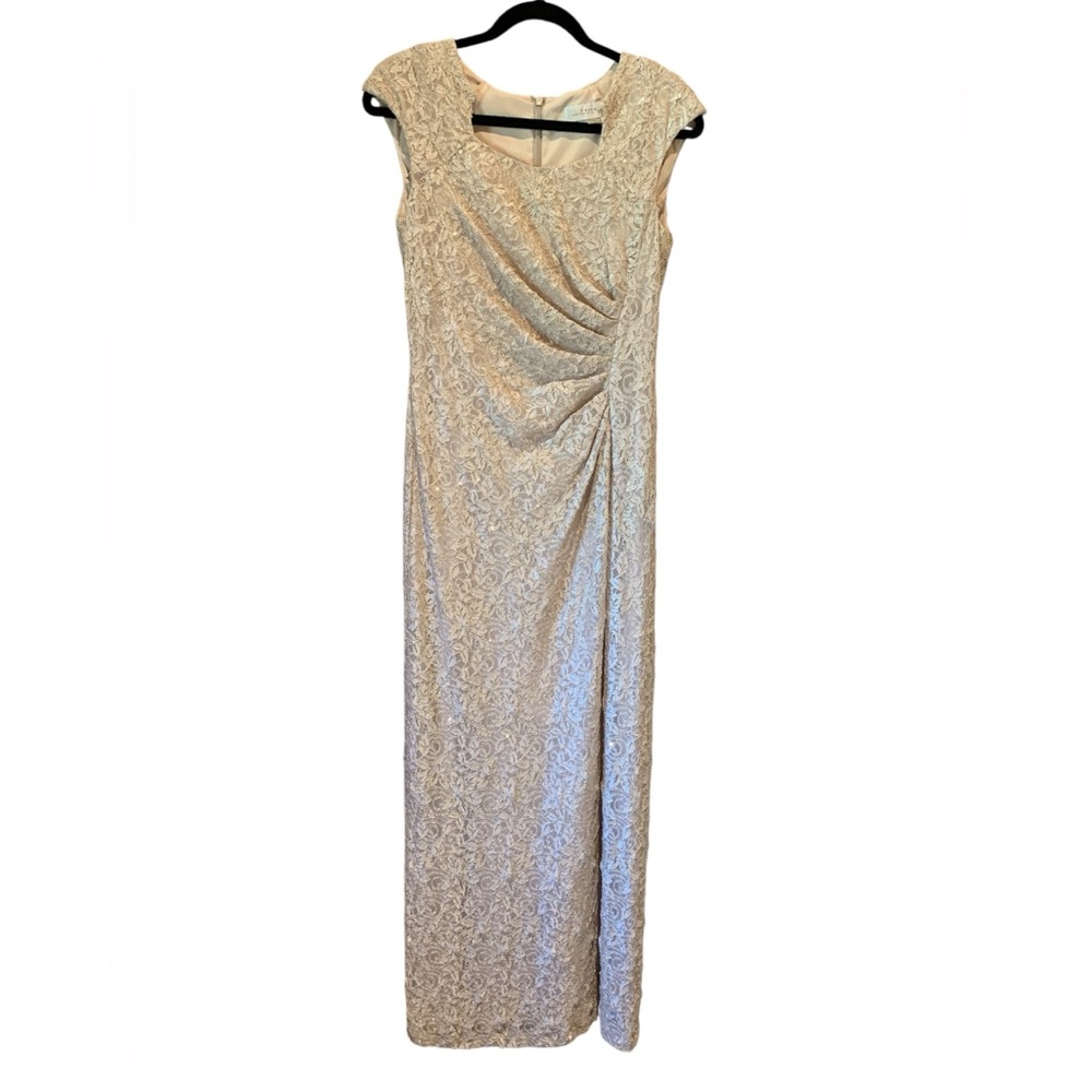 Tahari Arthur Levine womens formal gown champagne size 4 wedding black tie prom